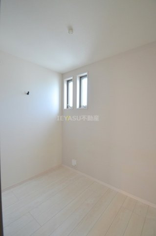 Regalest N.P 中広の内装