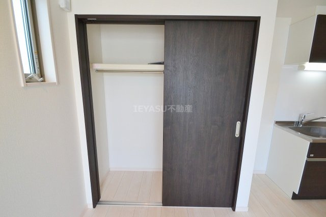 Regalest N.P 中広の収納