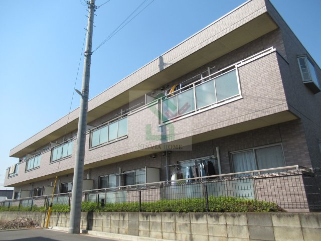 アウステル芝久保の外観