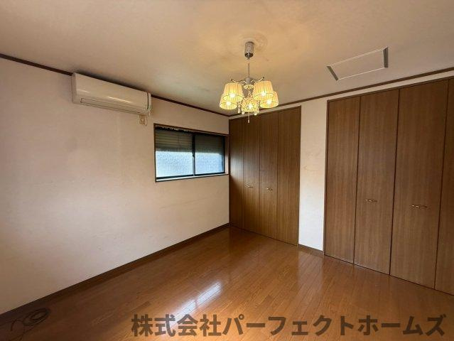 尊延寺戸建の洋室|広々とした洋室です
