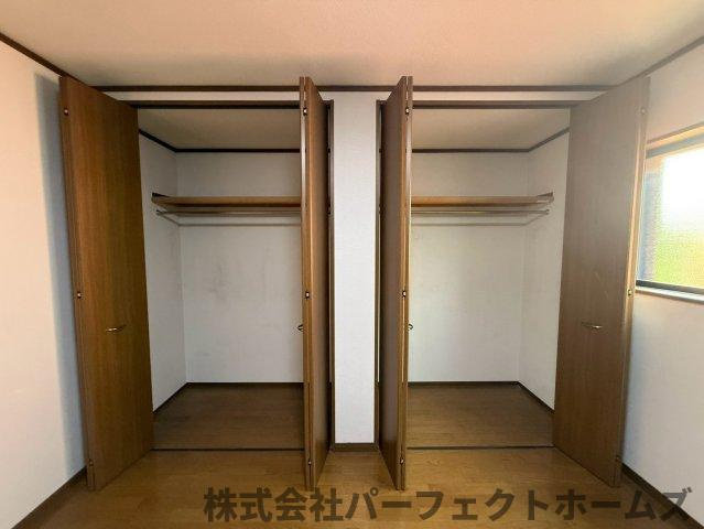 尊延寺戸建の収納|こまごまとしたものを収納できそうですね