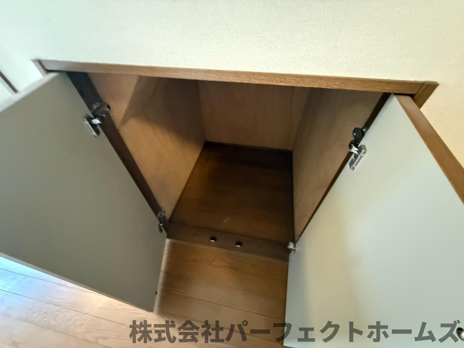 尊延寺戸建の収納|小物を収納するのに便利です