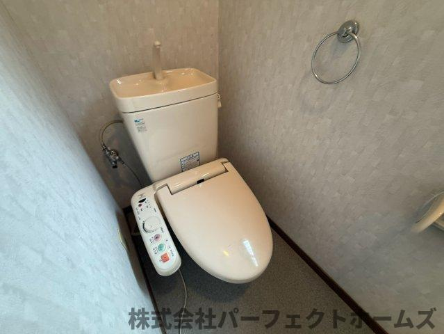 尊延寺戸建のトイレ|トイレもきれいです
