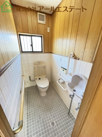姫路市広畑区蒲田　　中古戸建のトイレ