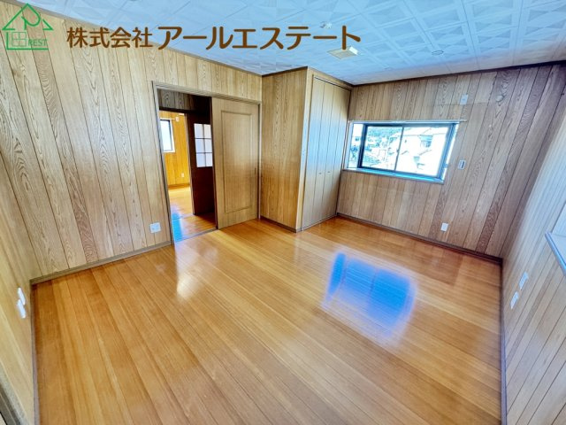 姫路市広畑区蒲田　　中古戸建の洋室