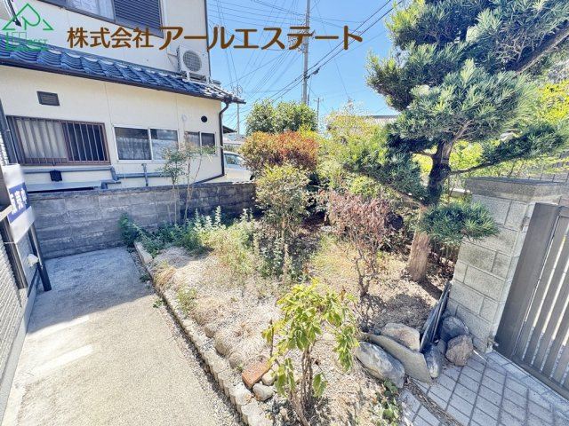 姫路市広畑区蒲田　　中古戸建の庭