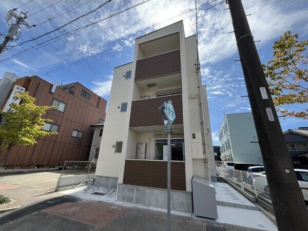 ジーメゾン名古屋道徳エルシアの外観