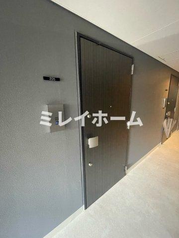 ドゥーエ梅屋敷のロビー|同建物内、別のお部屋の参考写真になります。