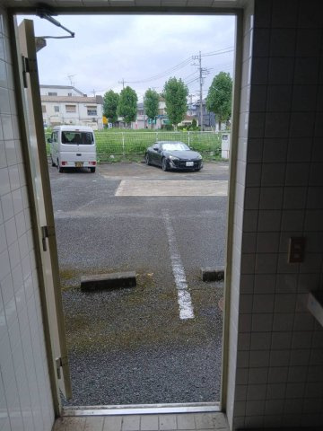 あるゾウパレス沢口町事務所の玄関