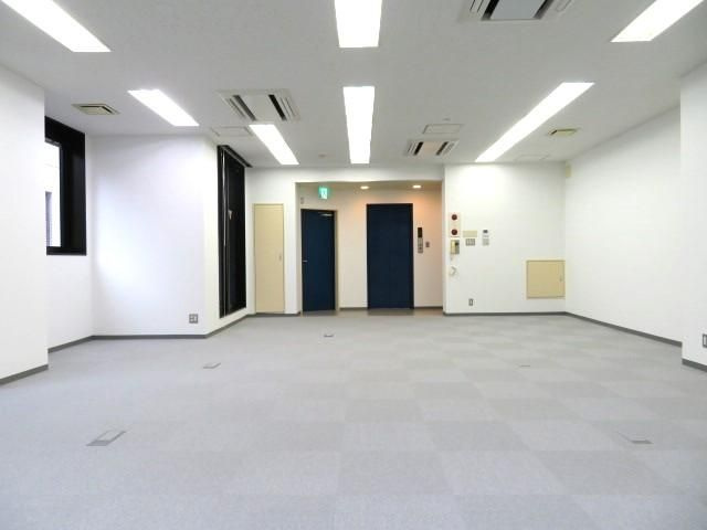港区芝２丁目の店舗事務所の内装