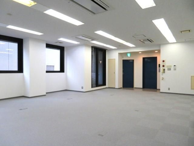 港区芝２丁目の店舗事務所の内装