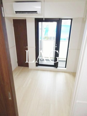 【居間・リビング】 | アッドバレーコート | 洋室のお部屋です。