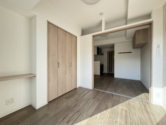 【寝室】 | メルベージュ難波サウスⅢ