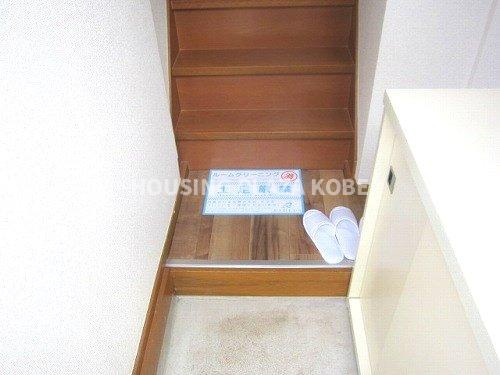 グランシャルム須磨の玄関