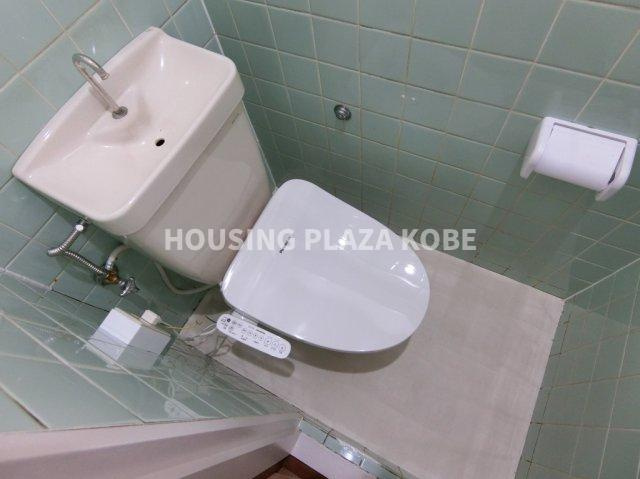東垂水３丁目貸家のトイレ
