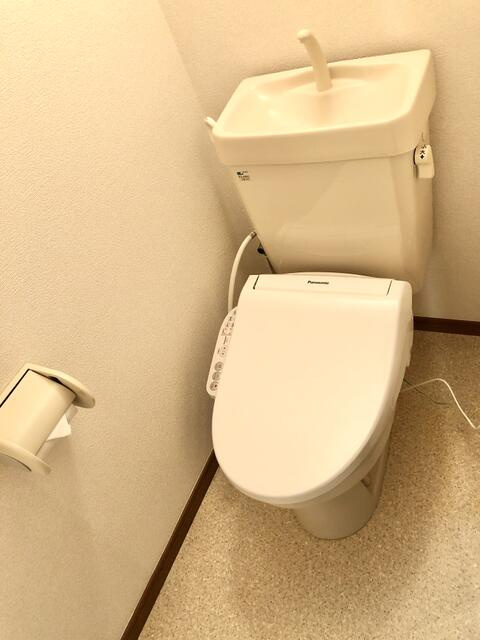 川崎市多摩区西生田３丁目のアパートのトイレ|※他部屋参考写真