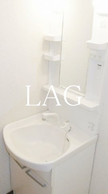 【洗面所】 | アムール | 洗面台です。