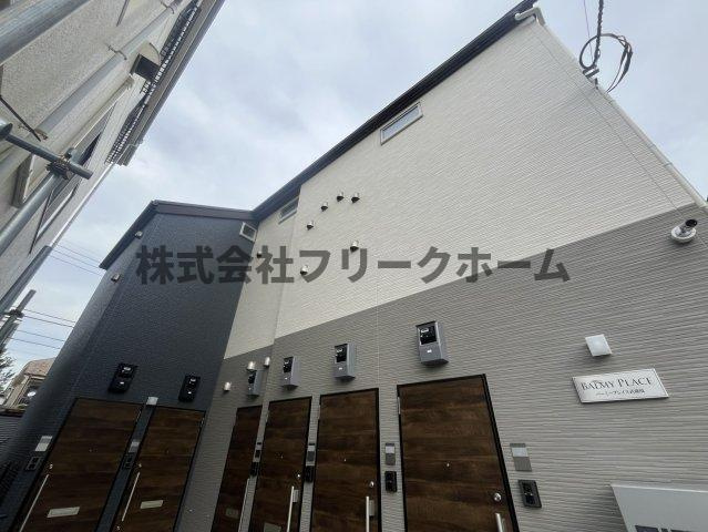 武蔵野市境南町３丁目のアパートの外観