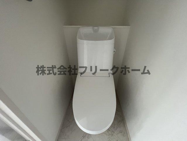 武蔵野市境南町３丁目のアパートのトイレ