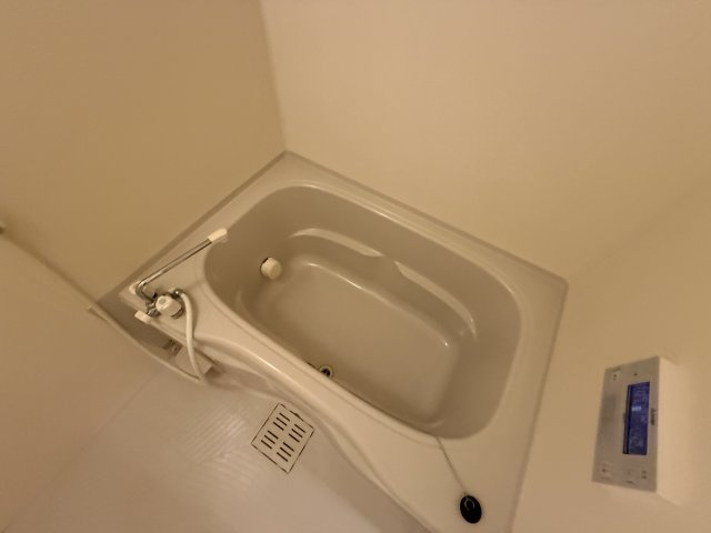 豊中市服部西町２丁目のハイツの浴室