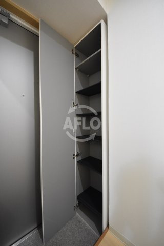 Kalmia北梅田の収納|Kalmia北梅田(カルミア北梅田)　シューズボックス