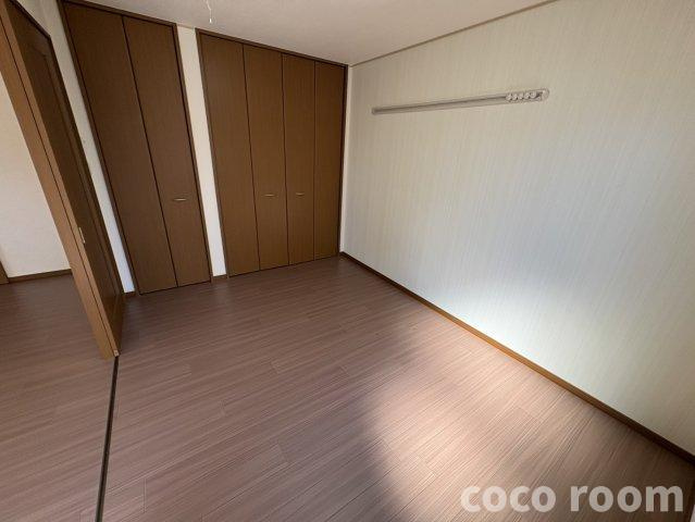 デルニエⅢの洋室