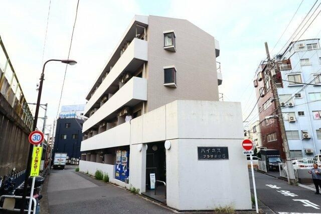ハイネスプラザ新宿５の外観