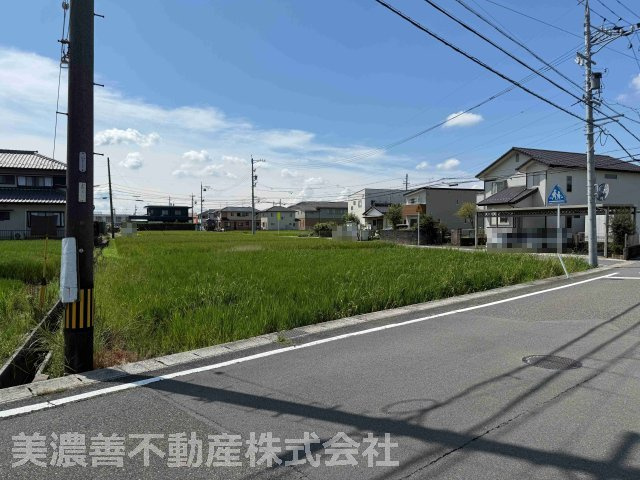 ６４５０４　岐阜市西鶉土地