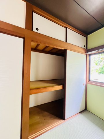 千鳥が丘2丁目戸建の収納
