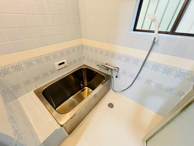 千鳥が丘2丁目戸建の浴室