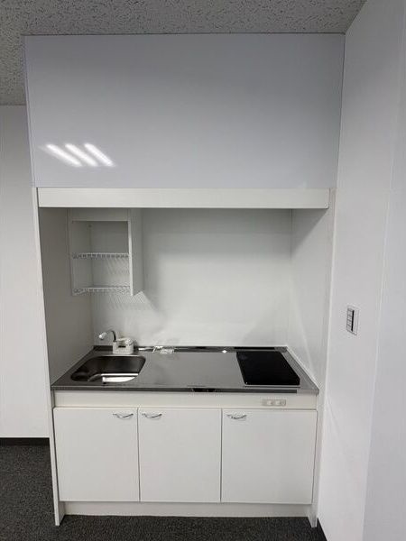 クリスタルＭＡビル