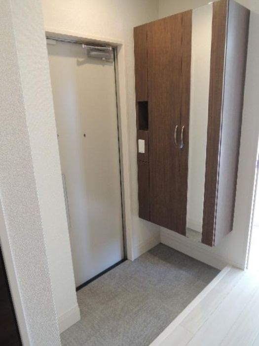 ウルラの玄関