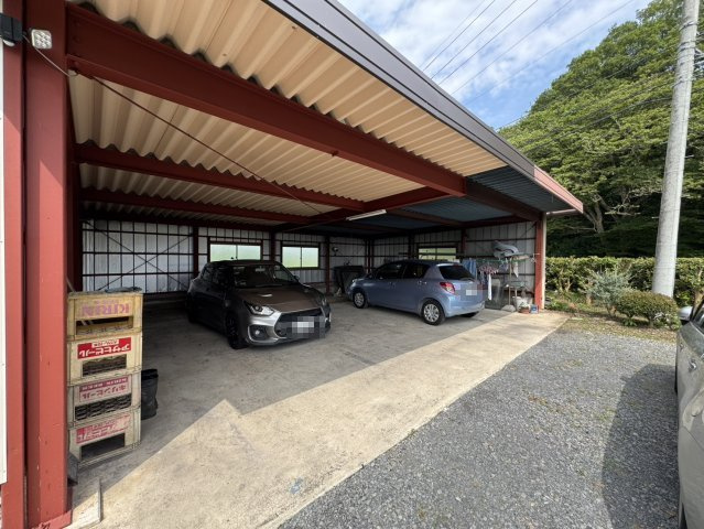 多くの思い出ができる邸宅♪広々二世帯住宅♪ 大田原市湯津上の駐車場