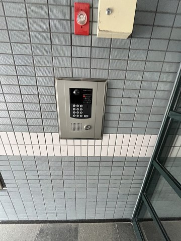 尼崎市武庫之荘東２丁目のアパートのセキュリティ