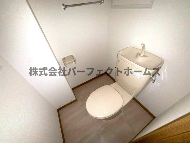 スランアムールのトイレ|落ち着いたトイレです