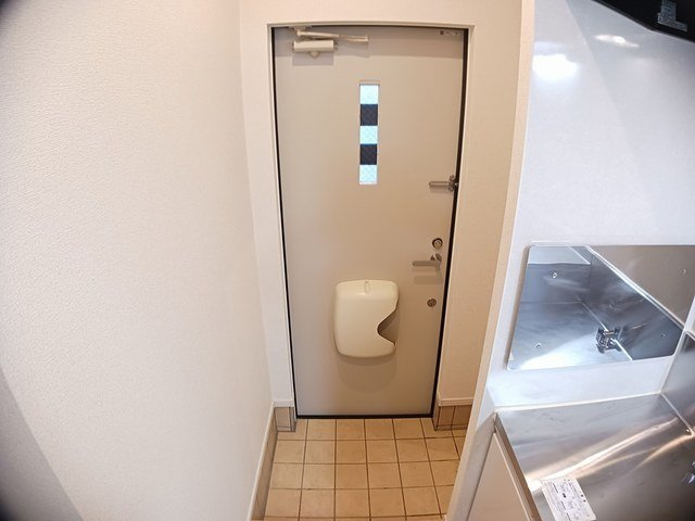 ハミング新瑞橋の玄関
