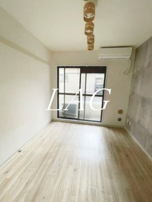 【居間・リビング】 | ベルサイユ目黒 | 洋室のお部屋です。