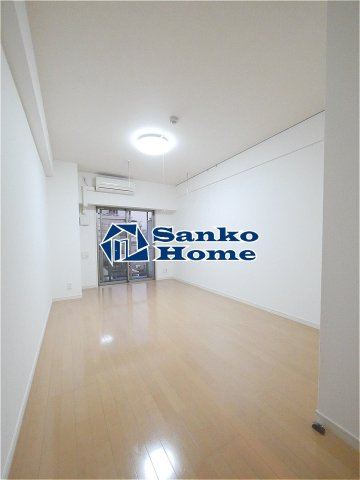 プレール・ドゥーク御徒町の居間・リビング