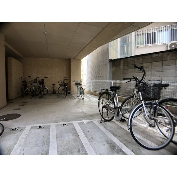 アプレシオ伝馬町　名古屋市賃貸　仲介手数料無料の駐車場