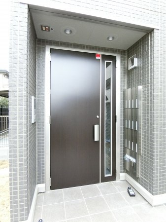 【エントランス】クレール八乙女 