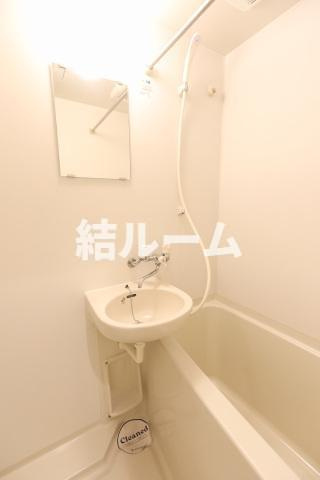 板橋区板橋２丁目の賃貸マンションの浴室