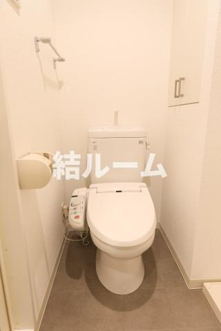 板橋区板橋２丁目の賃貸マンションのトイレ