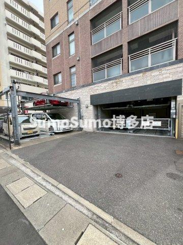 エフパルク県庁前の駐車場|駐車場に車を止められます