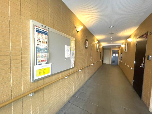 リベルテ交野のロビー