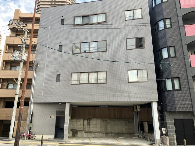 大阪市天王寺区細工谷１丁目のビル