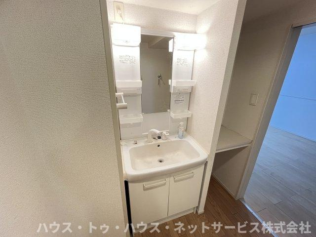 ピースパレスの独立洗面台