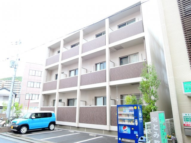 ルネス上牧の外観