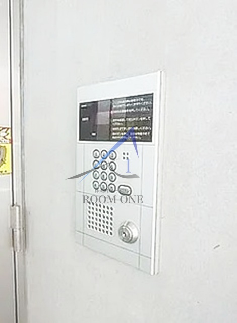 サンライズハイツのセキュリティ|オートロックです。