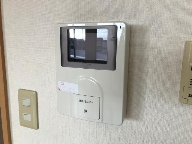 ウィステリア　Ｌのセキュリティ|カメラ付インターホン