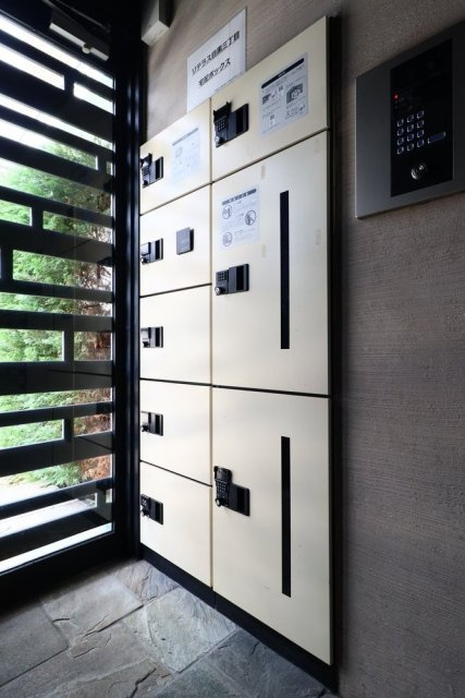 リテラス目黒三丁目のその他共用部分|宅配BOX